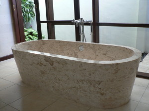 Luxurious bath